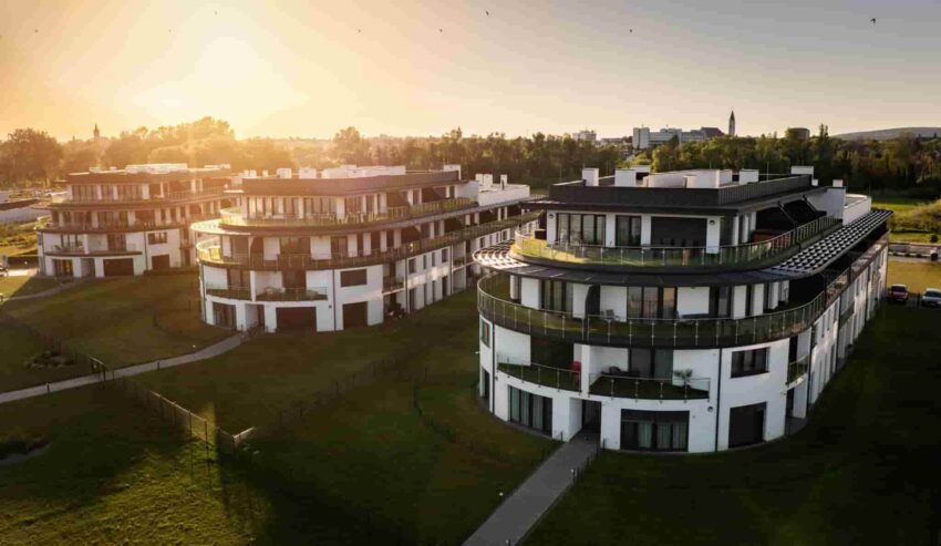 Eladó új építésű lakás a Balatonnál